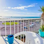 5 Pers-air Conditioning-pool-parking-beach Apartment *