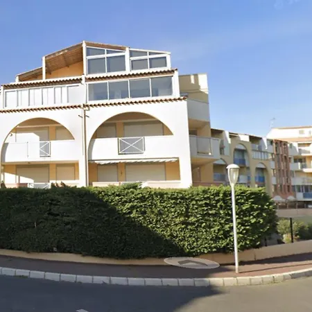 Apartment 5 Pers Climatisation Piscine Parking Agde